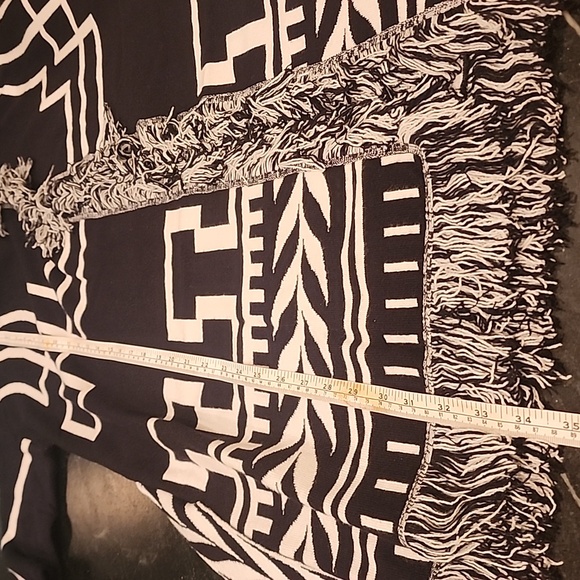 VENUS Black and White Southwestern Geometric Fringe  Belted Cardigan NWOT Small - Picture 10 of 11